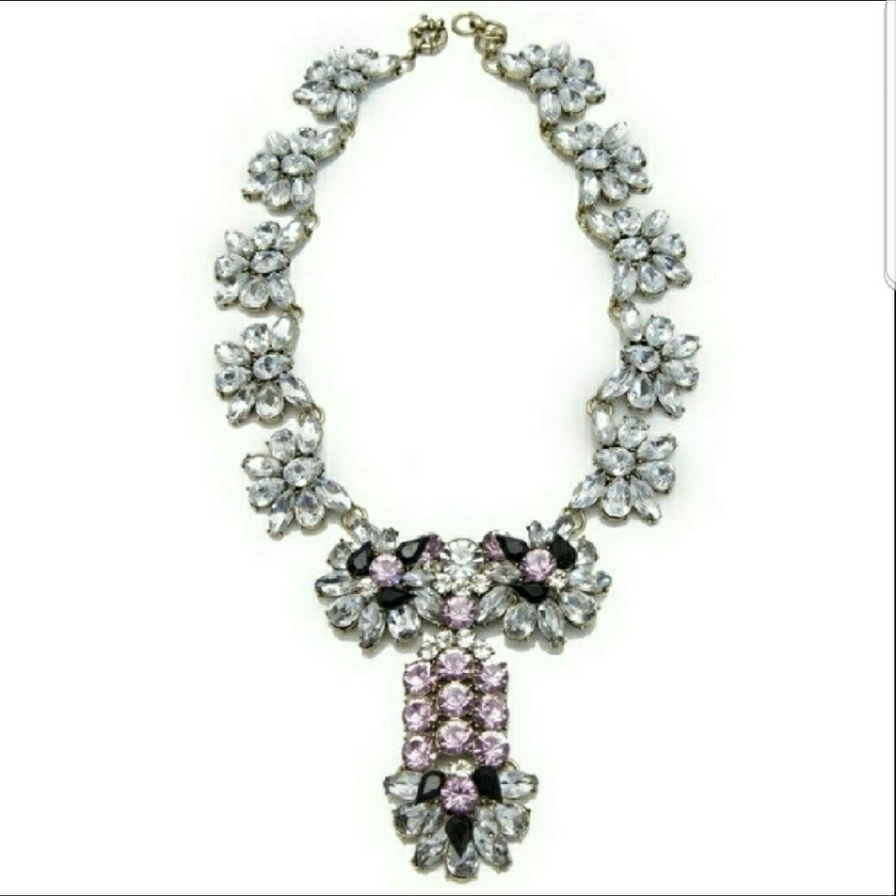 Statement Necklace - Picture 5 of 5